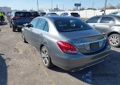 2018 Mercedes-Benz C 300 из США, поврежденный, VIN WDDWF4JBXJR333681